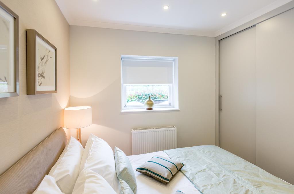 High Street Kensington Apartment ロンドン 部屋 写真